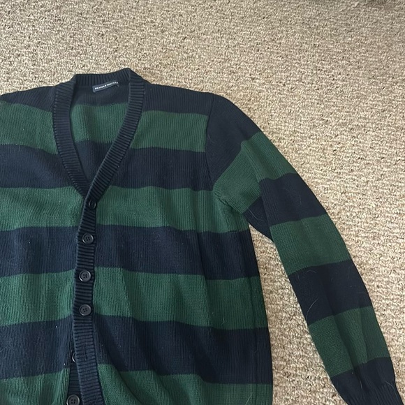 Brandy Melville sweater - Picture 2 of 2